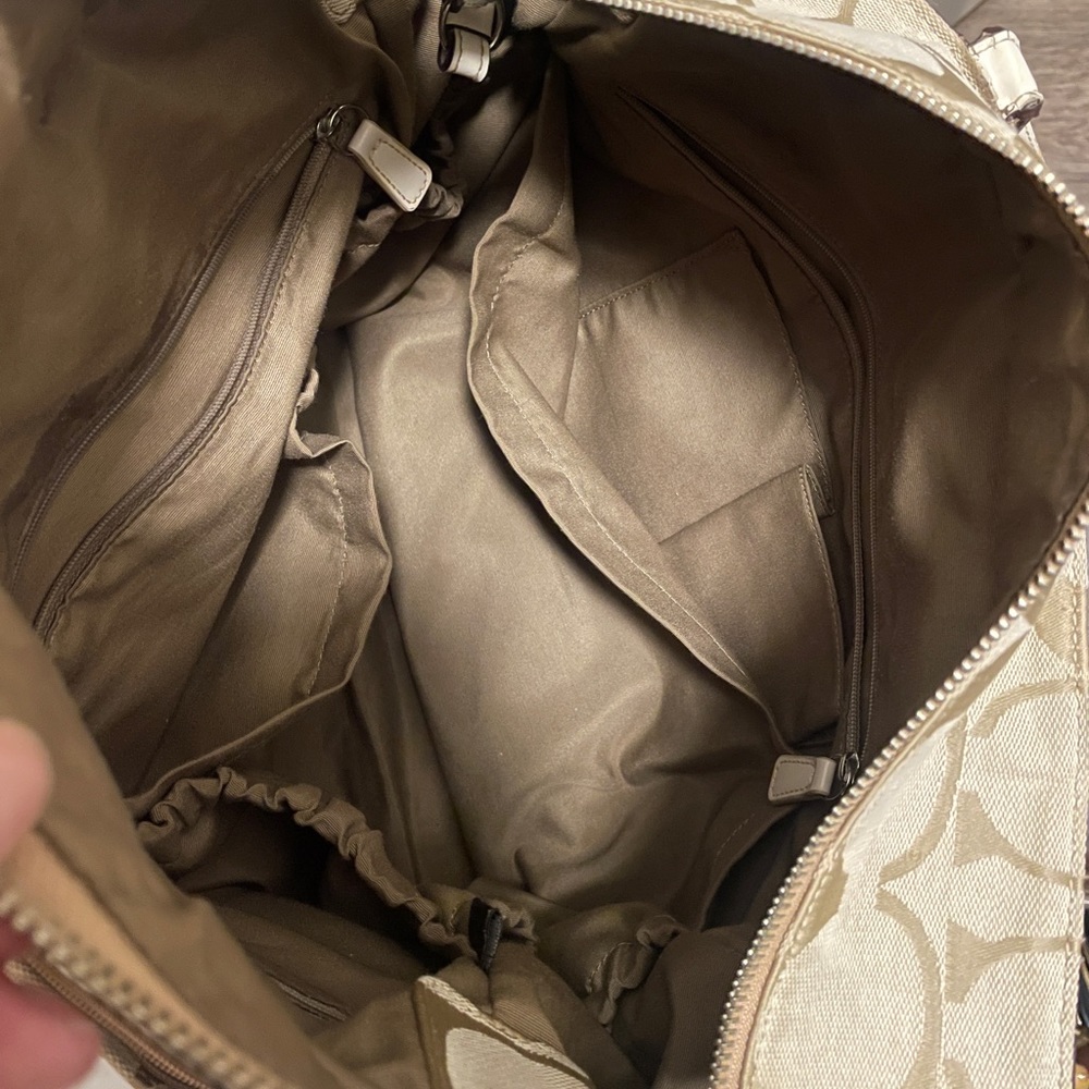 Coach Large Bag - Picture 6 of 8